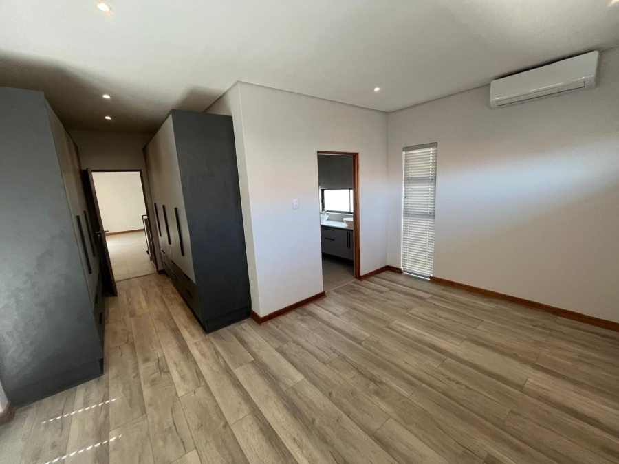 To Let 3 Bedroom Property for Rent in Wild Olive Estate Free State